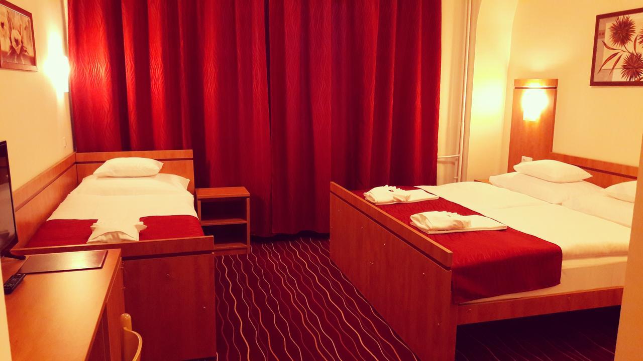 Diana Club Hotel Budapest Ngoại thất bức ảnh